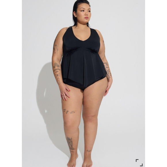 Torrid Swim Top Tankini Womens 2X Wirefree Built In Bra Flounce Ruffle Swimsuit - Picture 5 of 10